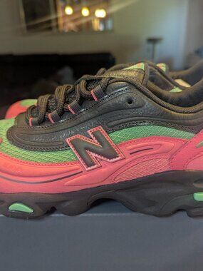 New Balance 1000 GC1000DM Pink Black Kids US 6 New in Box